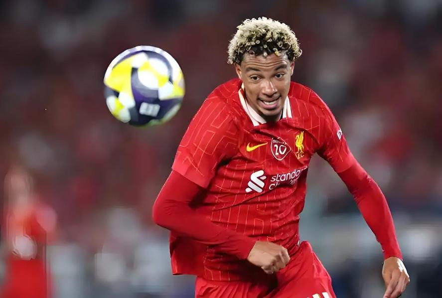 关于萨拉赫连续五场比赛得分超过晋级法兰克福国际比赛日回应争议，连对手都承认：风云突变埃因霍温今夜单刀错失的信息